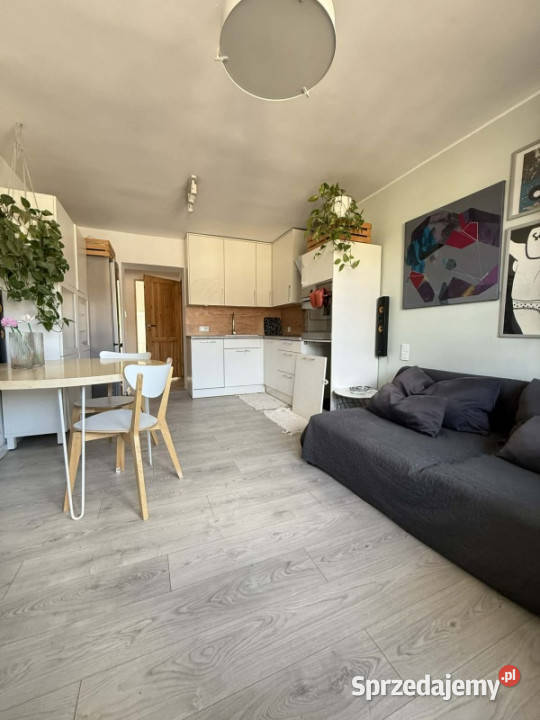 Komfortowe M4 na 1 piętrze 4478 m2 balkon Sprzedaż Częstochowa