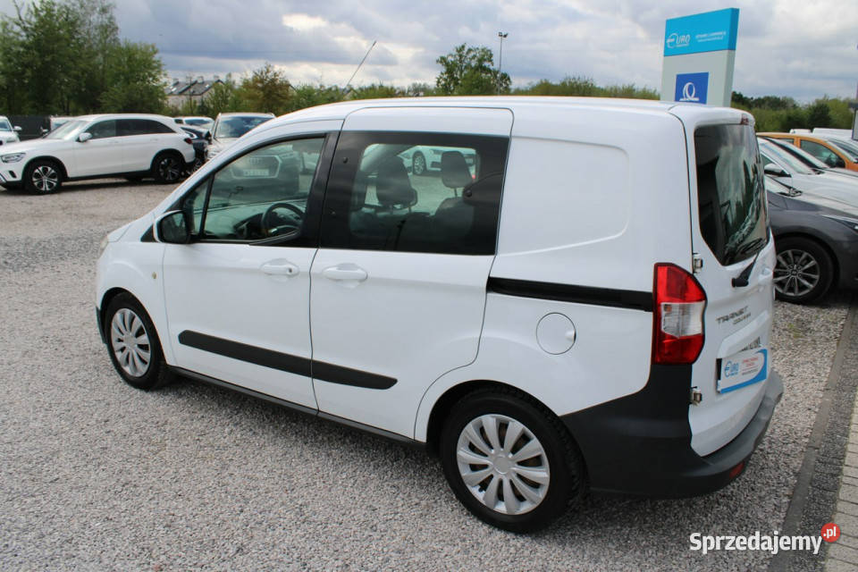 Ford Transit Courier Gwarancja Fvat Salon Polska diesel Warszawa