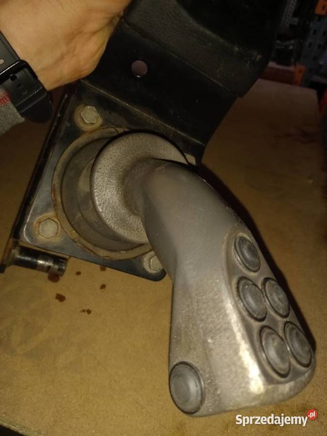 Rozdzielacz hydrauliczny 6 sekcyjny z cewkami