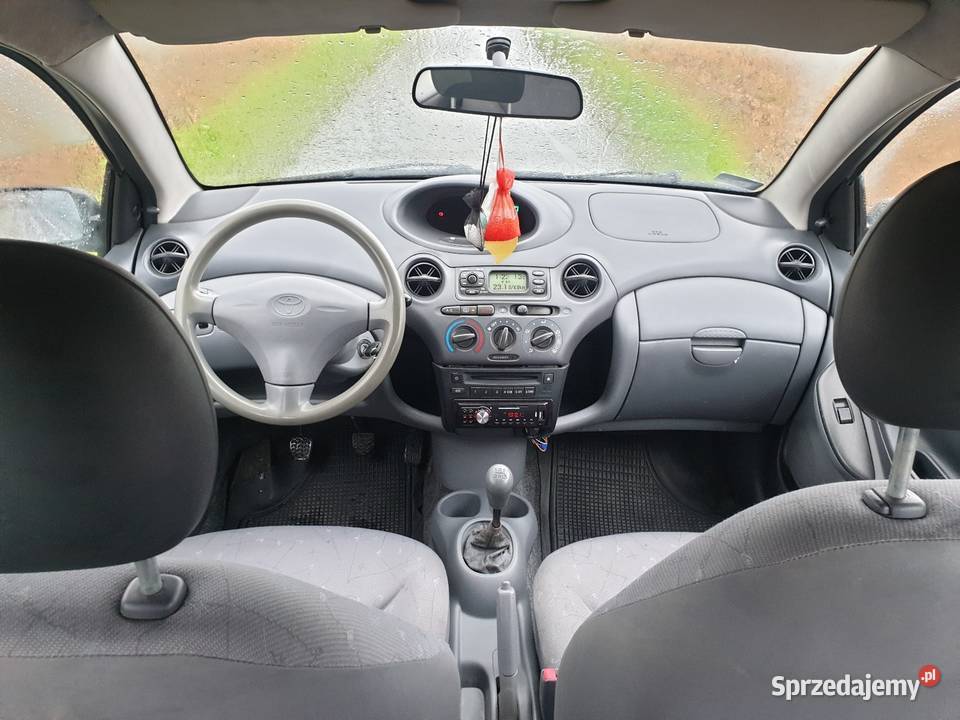 Toyota Yaris z klima Motoryzacja Jasło sprzedam