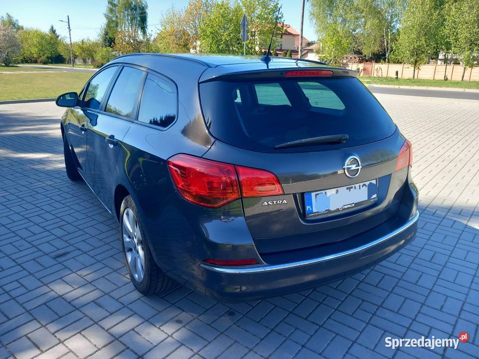 Opel astraj 14 120 biksenon serwis Bełchatów sprzedam