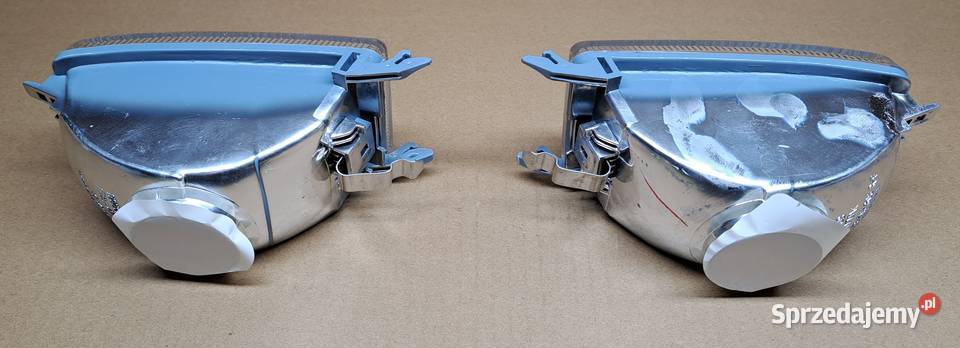 DEPO KIERUNKOWSKAZ LEWY PRAWY PRZÓD VW GOLF III Mielęcin