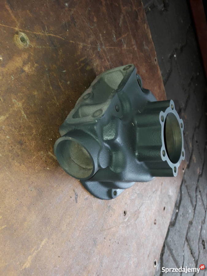 3660101 MERCEDES OM366 OBUDOWA POMPY WODY