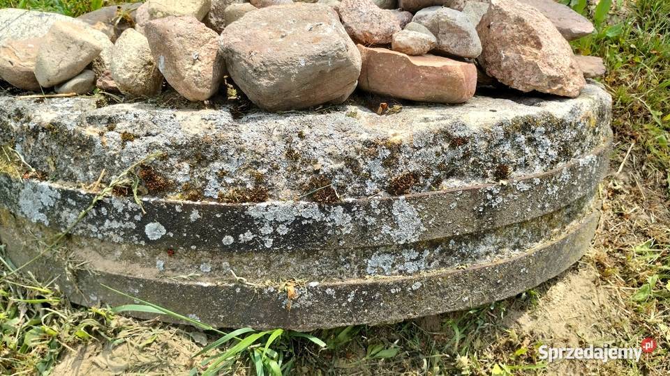 Żarna młyńskie stare Leżajsk