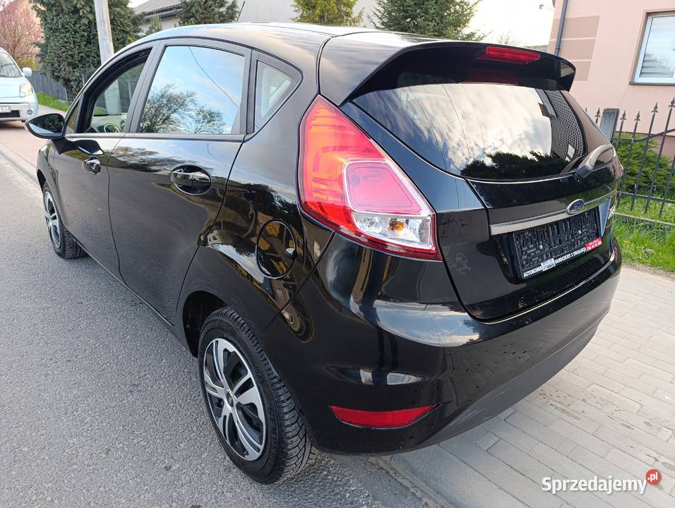 Ford Fiesta 12 benzyna 5 drzwi 2016r manualna Lgota-Mokrzesz