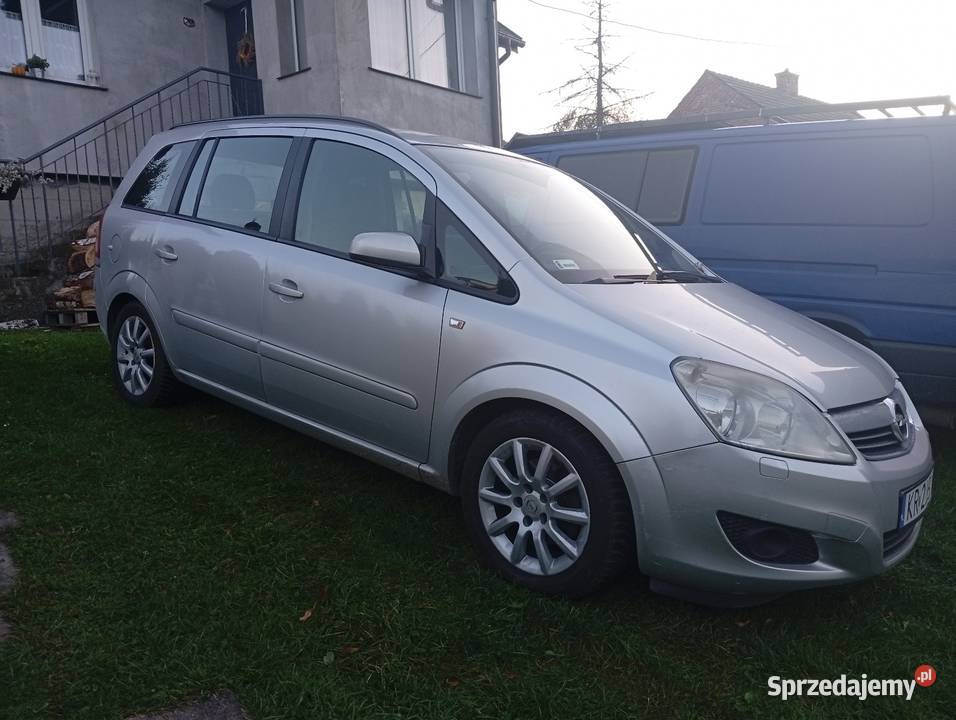 Opel zafira B 18 lpg benzyna+LPG Wieliczka