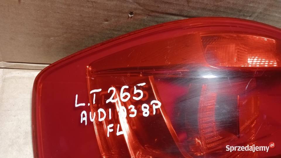 AUDI A3 8P 3D FL HB LAMPA TYŁ LEWA Światła stop Zbierkowo sprzedam