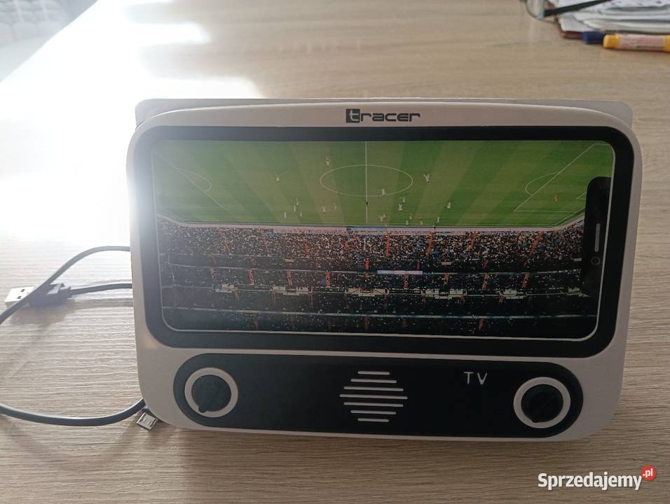 To jest to głośnik bluetooth i ma radio też jest Pozostałe Biała Podlaska
