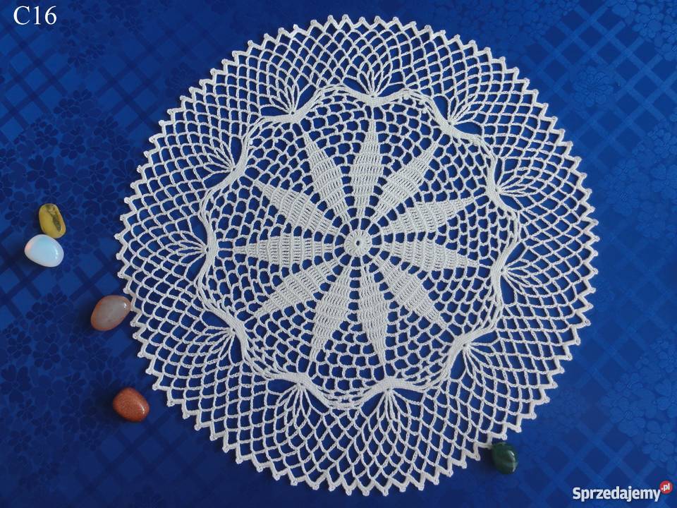Serwetki bieżniki białe szydełkowe na szydełku