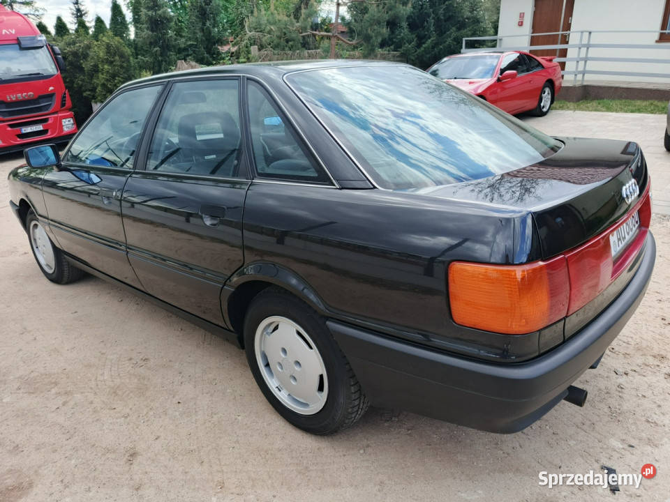 Audi 80 1991r 18 benz wersja Comfort Edition 1 lakier metallic Warszawa
