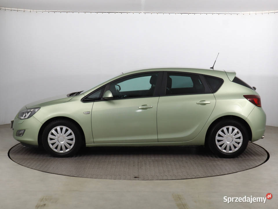 Opel Astra 14 T elektryczne lusterka Bielany Wrocławskie