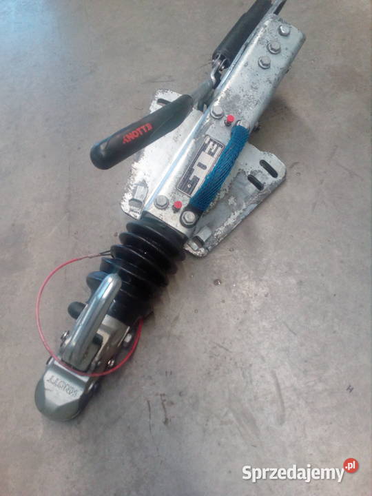 Zaczep z hamulcem najazdowym Knott 3500 t Lawety