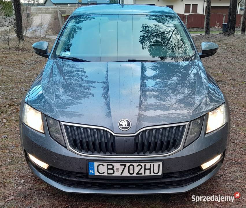 Syndyk sprzeda samochód Skoda 5E Octavia Bydgoszcz