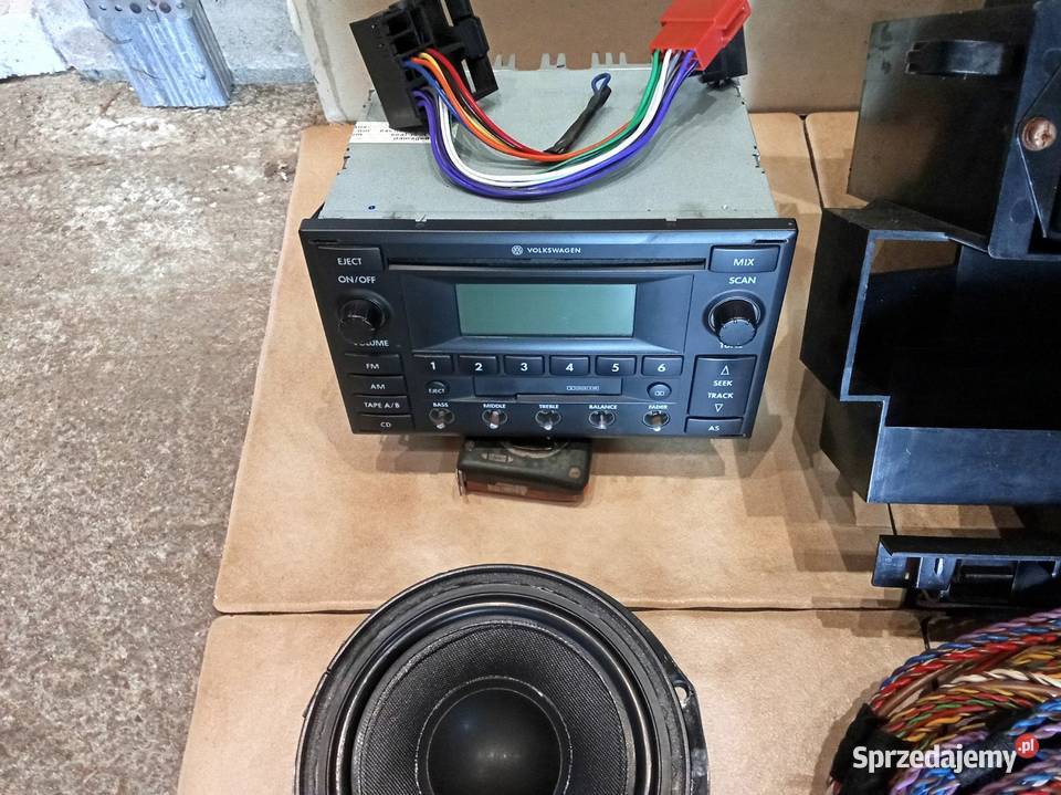 VW passat B5 flradio USA komplet głośniki USA Kamieniec Wrocławski