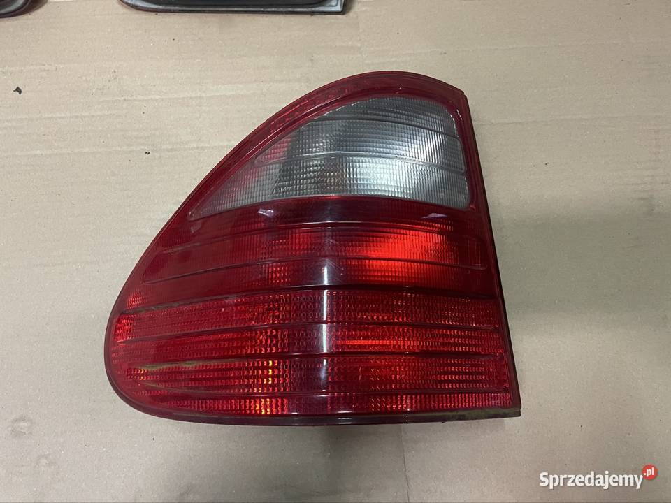 Lampa lampy tył tylne lewa prawa kombi mercedes