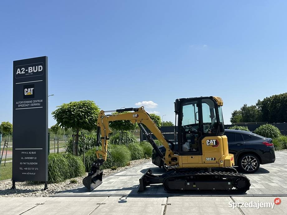 FABRYCZNIE NOWY CAT 3027 CR Tuliszków