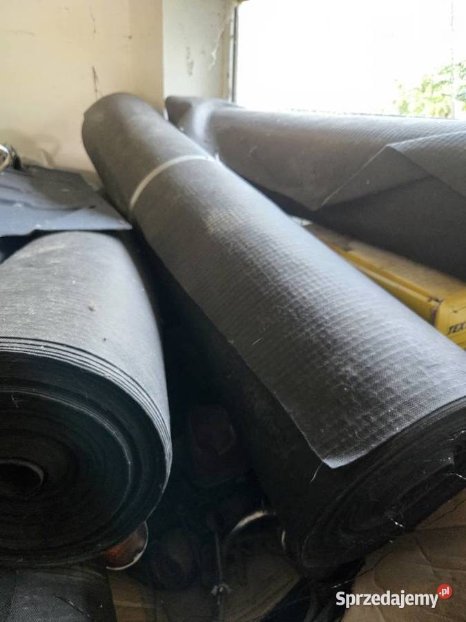 Membrana dachowa 5 rolek 200gm2 Lgota Wielka sprzedam