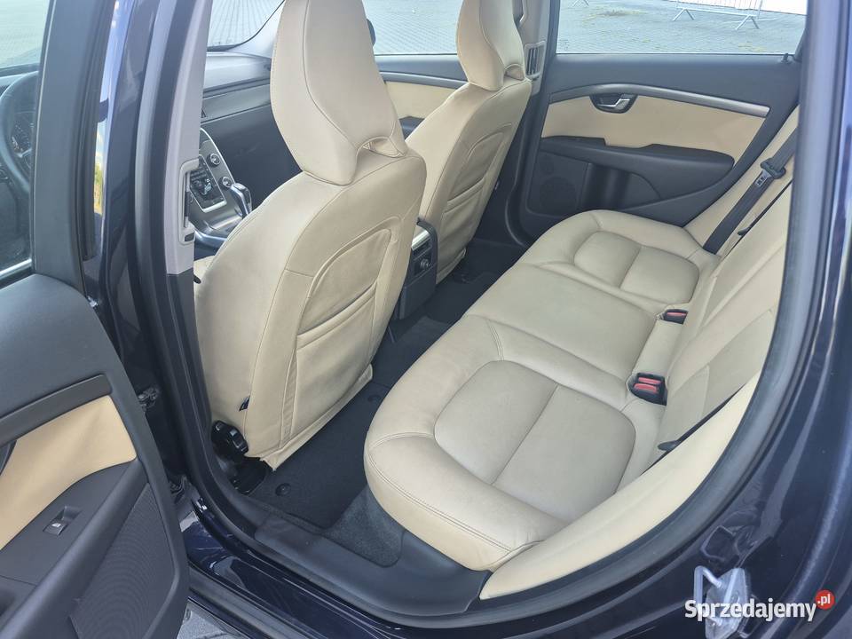 Volvo V70 D2 2015 Puławy