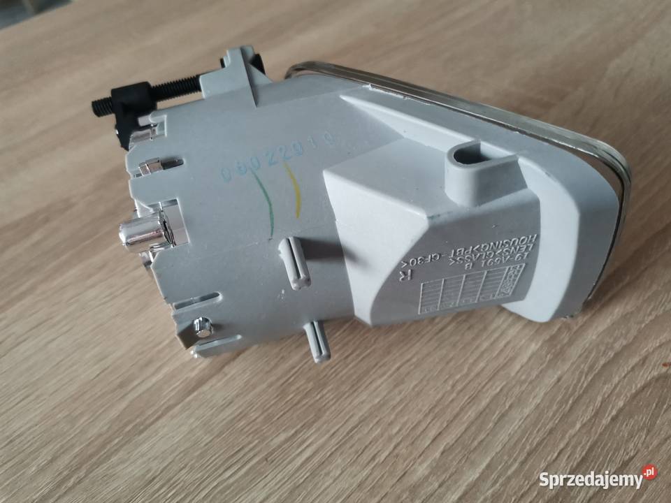 VOLVO V50 0407 S40 0412 NOWY PRAWY HALOGEN H11 wielkopolskie Międzychód