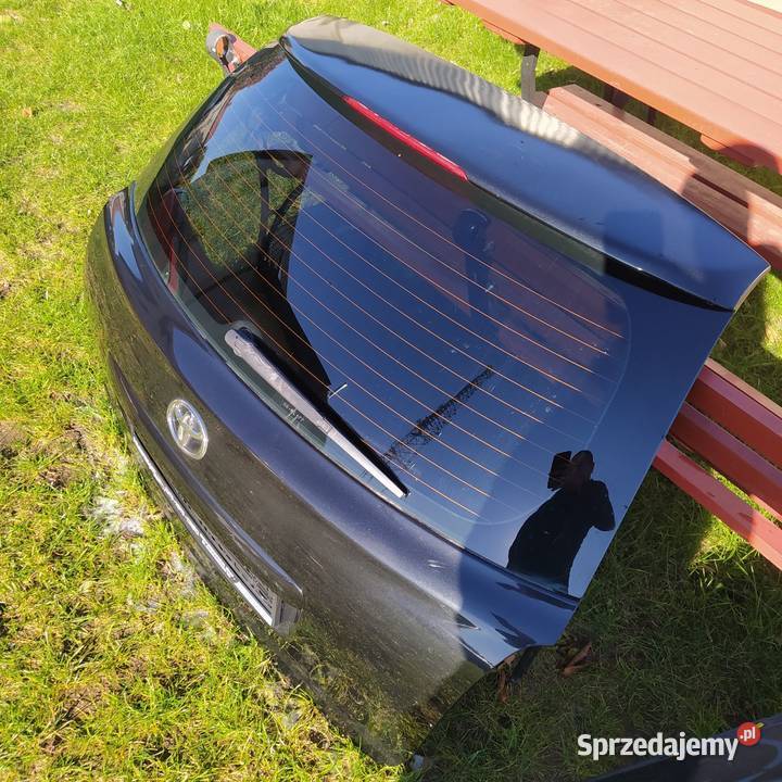 Klapa tył bagażnika Toyota Avensis T25 kombi 2O9 Sokołów Podlaski