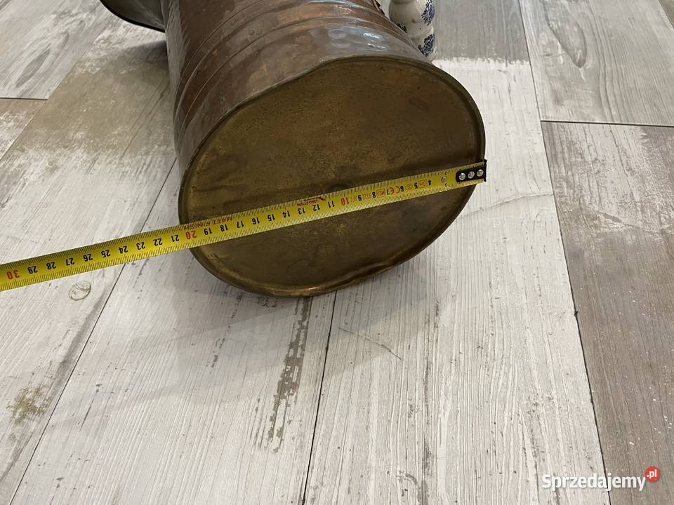 Stary miedziany stojak na parasolnik dzbanwazon Chudów