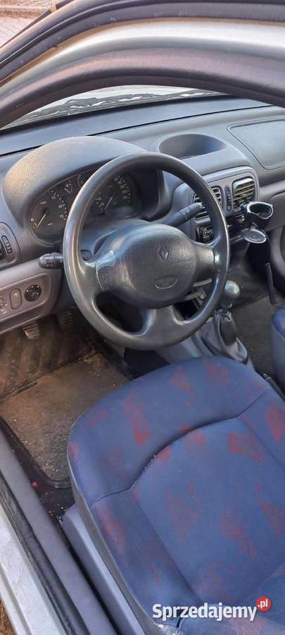 Renault Thalia fotele przod Morawica