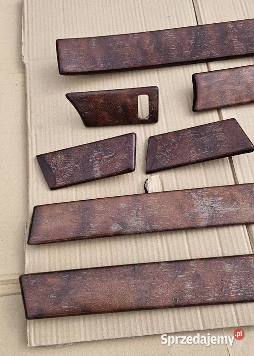 Dekory listwy Bmw e32 Rok produkcji 1992 Lublin