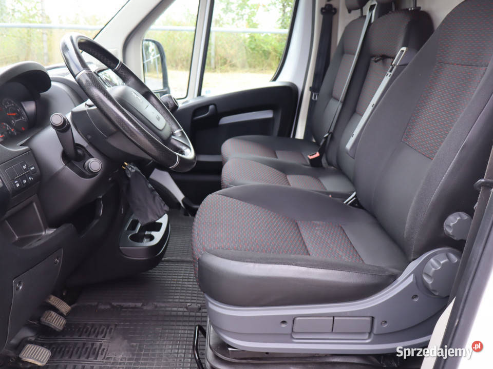 Peugeot Boxer 22 BlueHDi