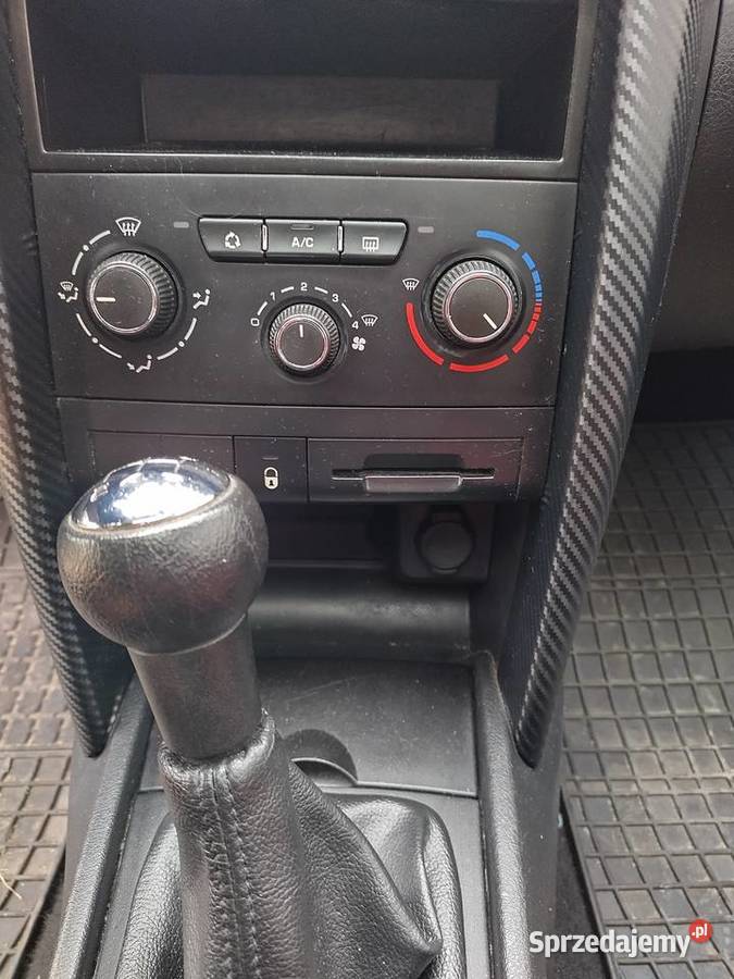 Peugeot 207 16 HDi 2010r