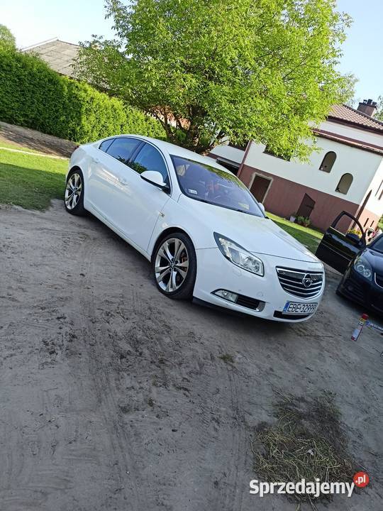 Opel Insignia 20T benzyna 220 automat 2011r Samochody osobowe Bełchatów sprzedam