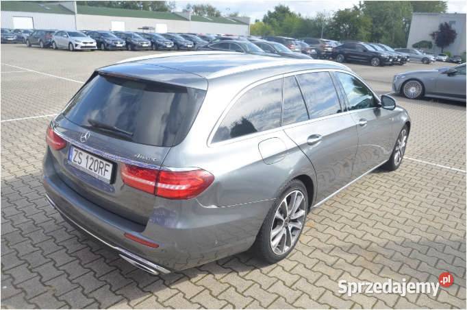 MERCEDESBENZ E 220 D 2018 195000 ccm 195 Klasa E mazowieckie Warszawa sprzedam
