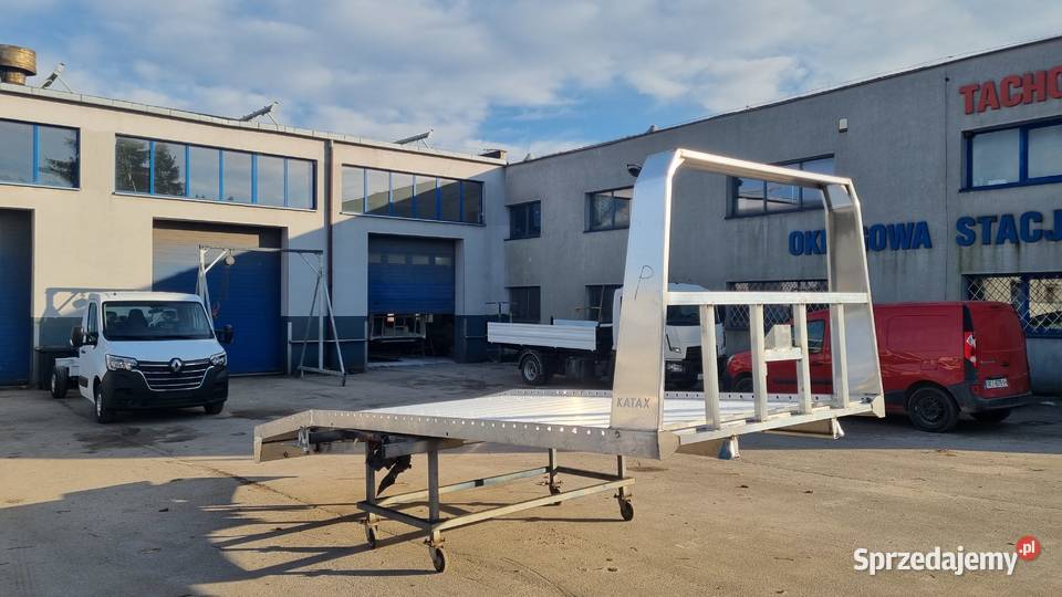 Dostepna zaraz Autolaweta Laweta Najazd Iveco Kielce