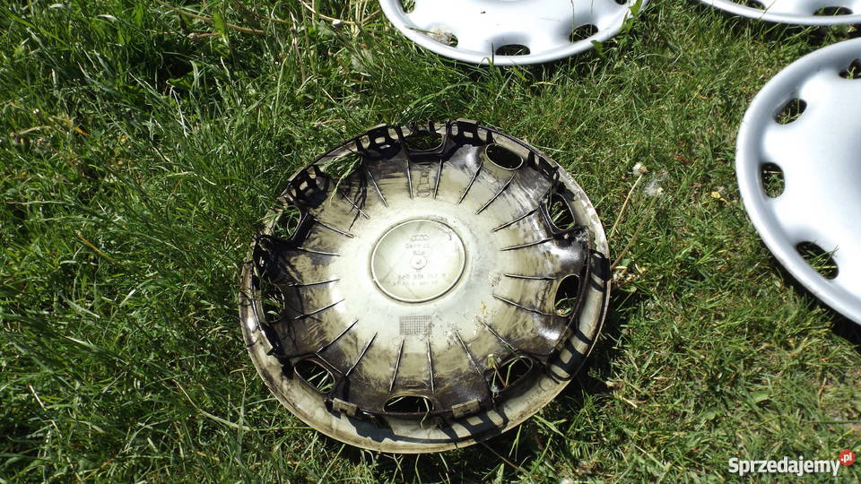 Kołpaki 15 Audi 80 B4 Komplet ORYGINAŁ osobowe warmińsko-mazurskie Grodziczno sprzedam