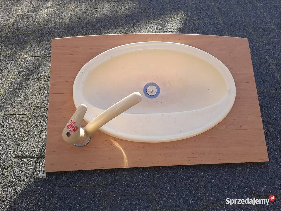 Umywalka łazienkowa do przyczepy kempingowej sprzedam