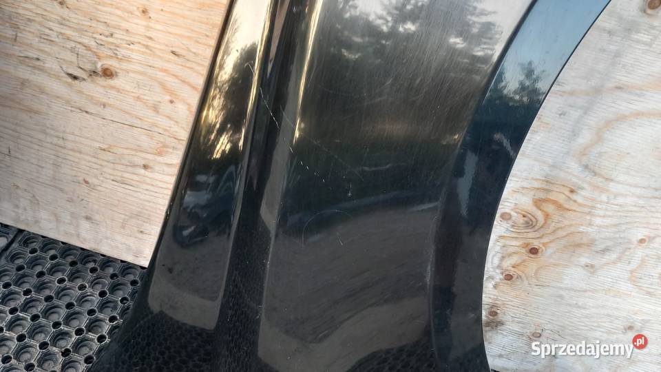KIA SEDONA CARNIVAL II BŁOTNIK PRZÓD PRAWY 9B Zbierkowo