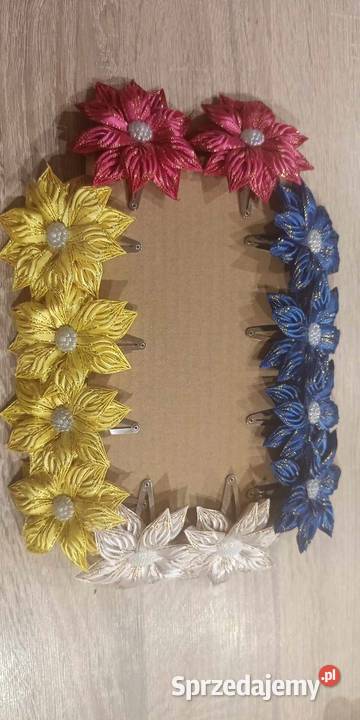 Ręcznie robione spineczki Działyń