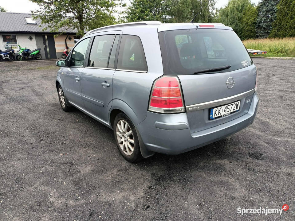 Opel Zafira Opel Zafira 16 05r 7OS B 20052011 sprzedam