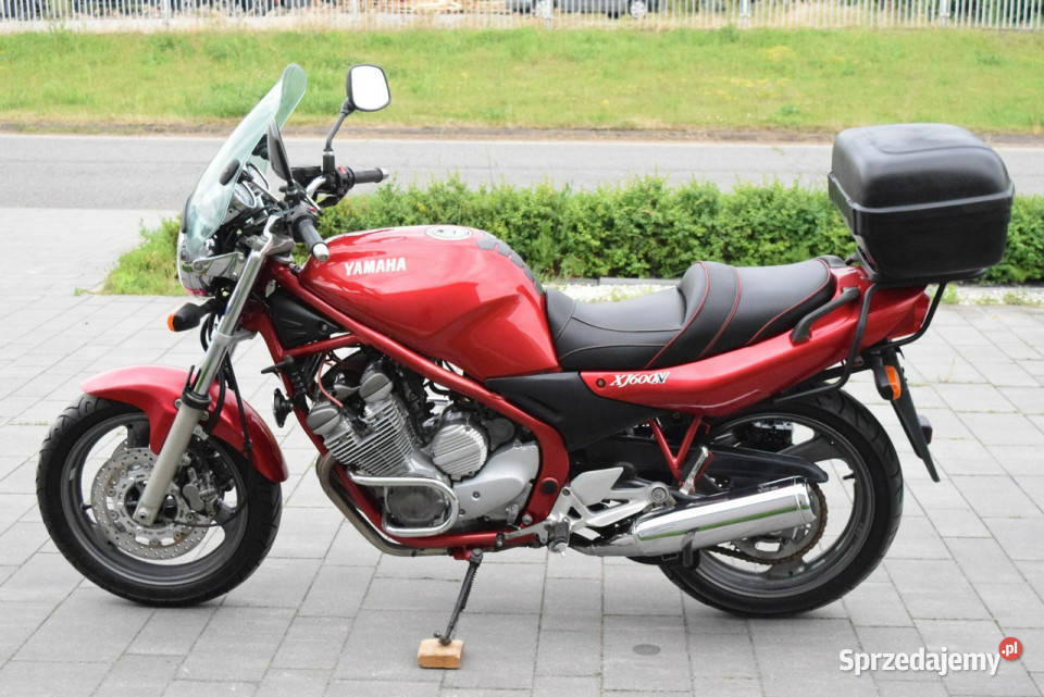 Yamaha XJ N orygionalny ładny stan dodatki dok Śrem sprzedam