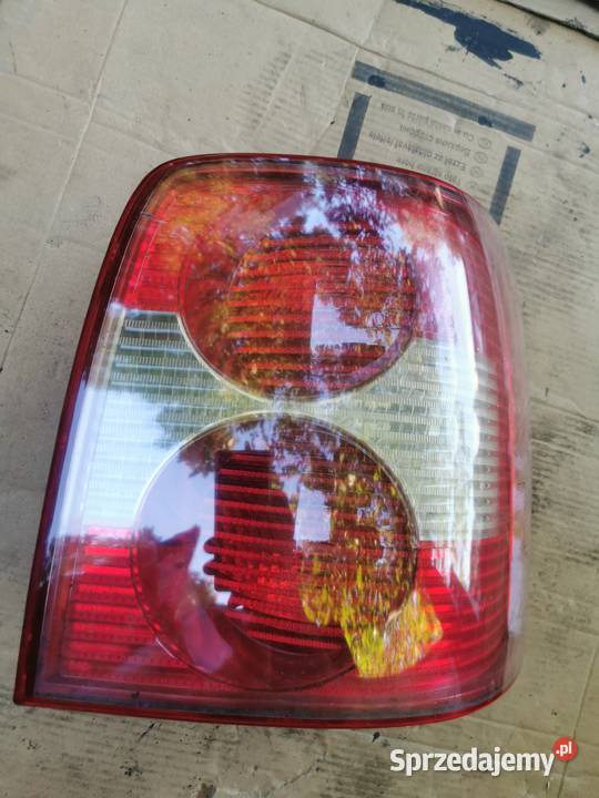Passat B5 FL lampa lewa tył 3B9945096S kombi łódzkie Łódź