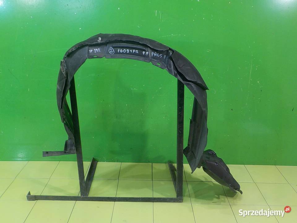TOYOTA PRIUS II 15 VVTI 09r HB 5D nadkole prawe sprzedam