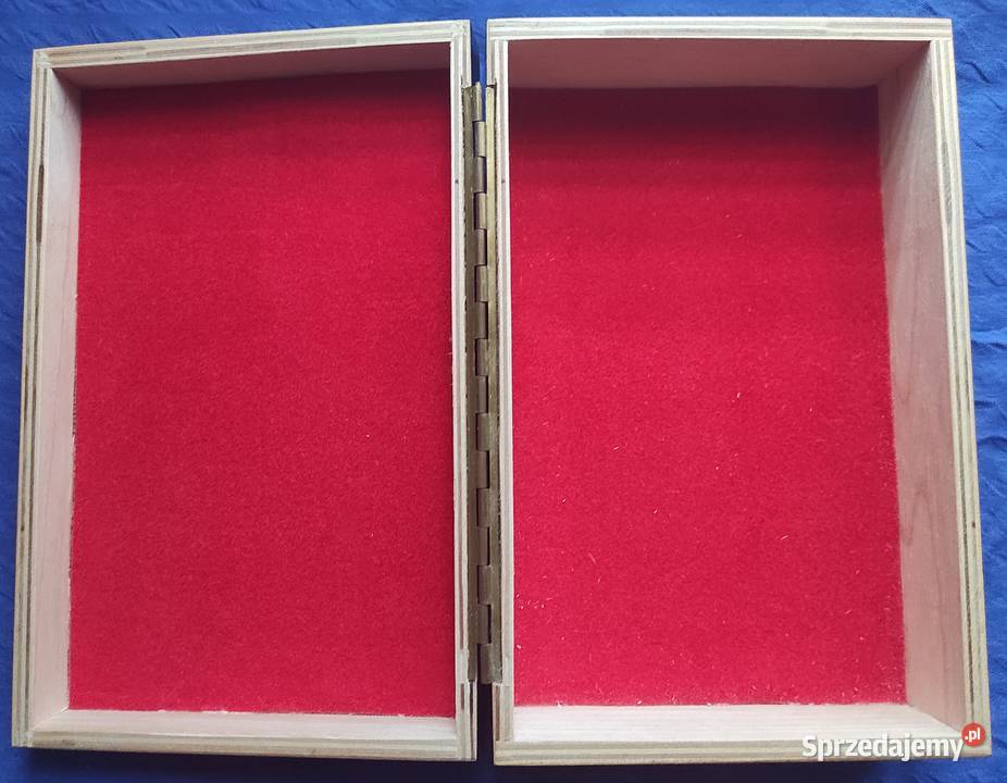 Pudełko ozdobne drewniane motyl kwiat ZSRR CCCP mazowieckie Warszawa