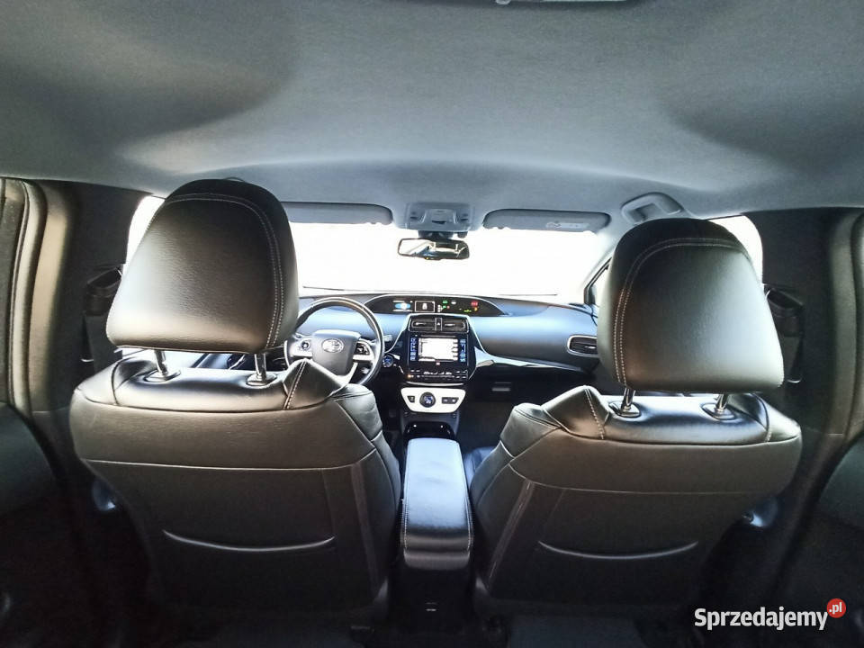 Toyota Prius serwisowany najbogatszy IV 20152023 Prius Rzeszów
