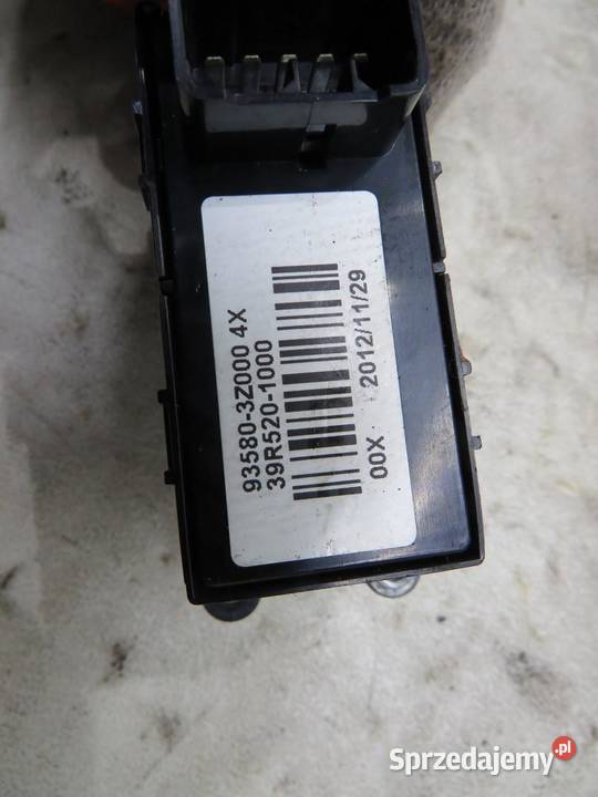 PANEL PRZYCISK SZYB HYUNDAI I40 935803Z000 sprzedam
