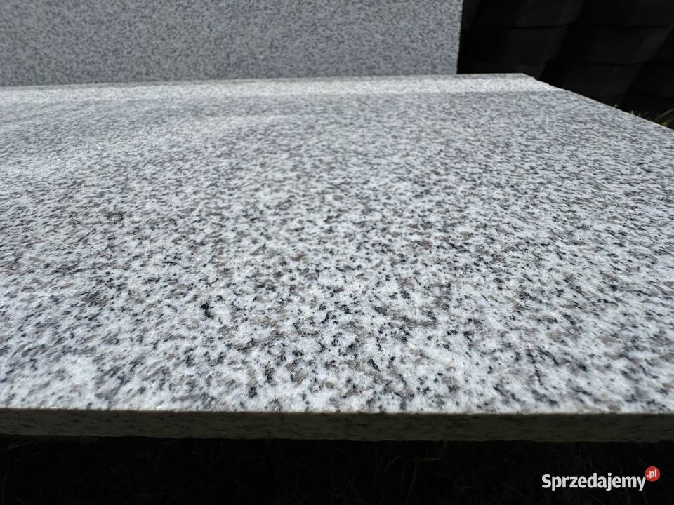 stopnice granitowe parapety 7 150x33x2 Poznań