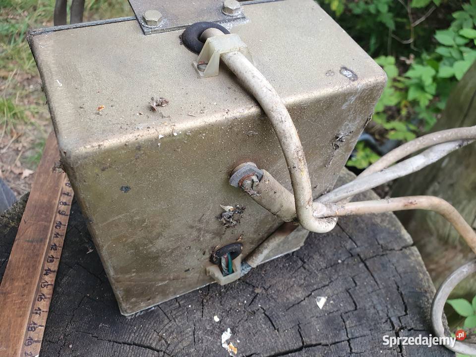 Stary filtr sieciowy 220 V przemysłowy