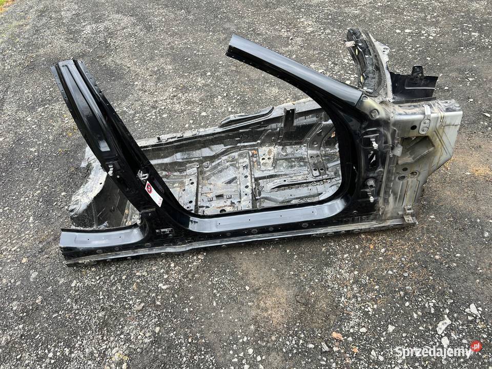 BMW F10 PRÓG PRAWY SŁUPEK A B ĆWIARTKA BOK 475 sprzedam