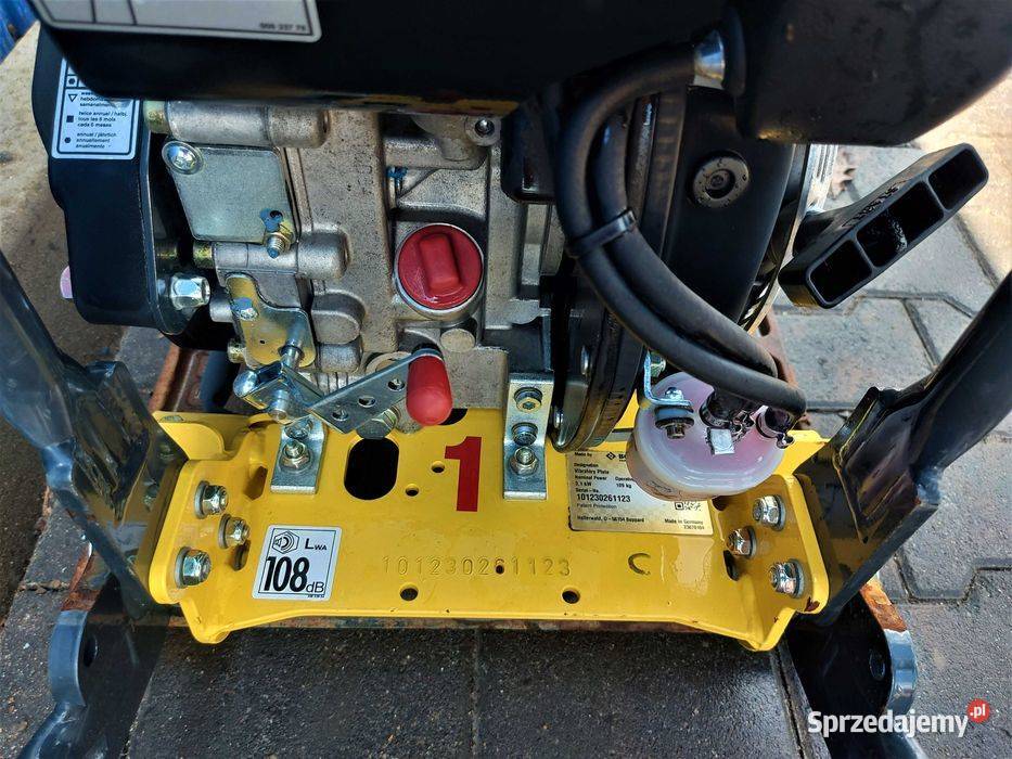 Zagęszczarka BOMAG BP 2050 17r 110 wacker wpp Sułów
