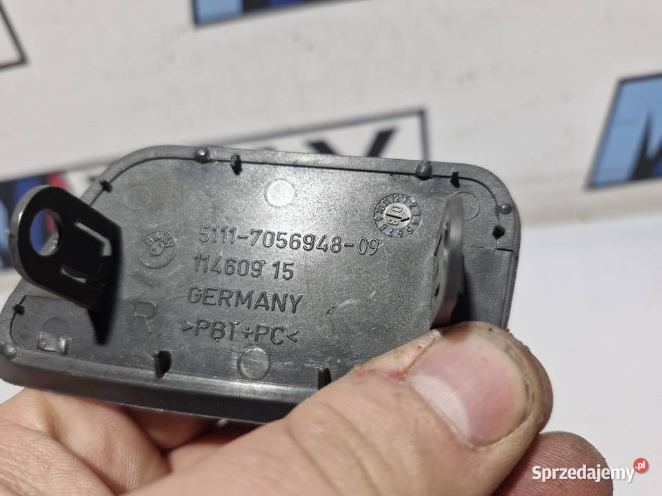 BMW E60 E61 ZAŚLEPKA SPRYSKIWACZA PRAWA 7056948