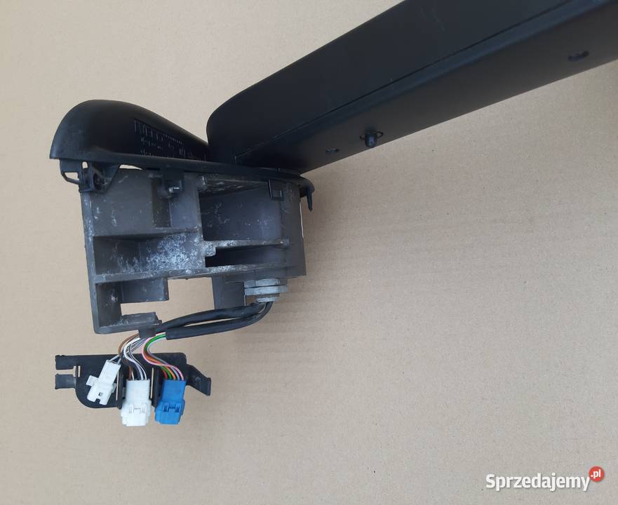 IVECO EUROCARGO TRAKKER LUSTERKO ZEWNĘTRZNE LEWE Trzciel sprzedam