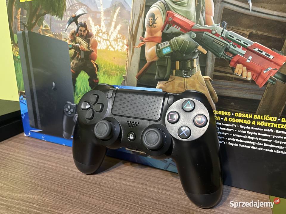 PlayStation 4 Stan Idealny zestaw Bukowiec sprzedam